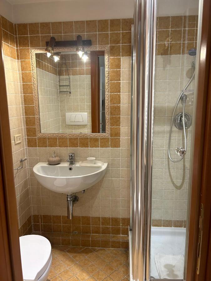 - La Conca Rosa - Metro Conca D'oro Apartment Rom